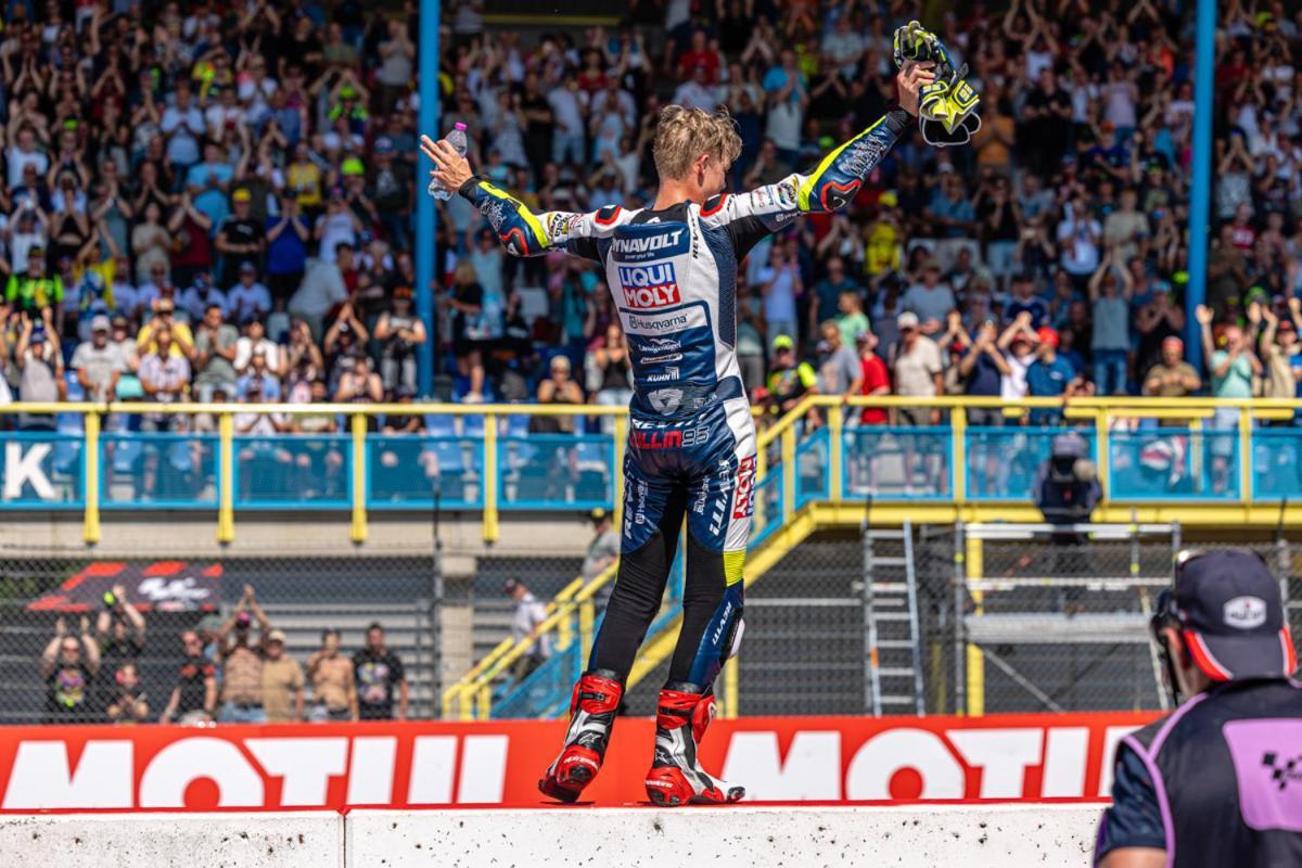 100 Jaar Tt Circuit Assen 2025 Glamping Incl Stroom 外观 照片